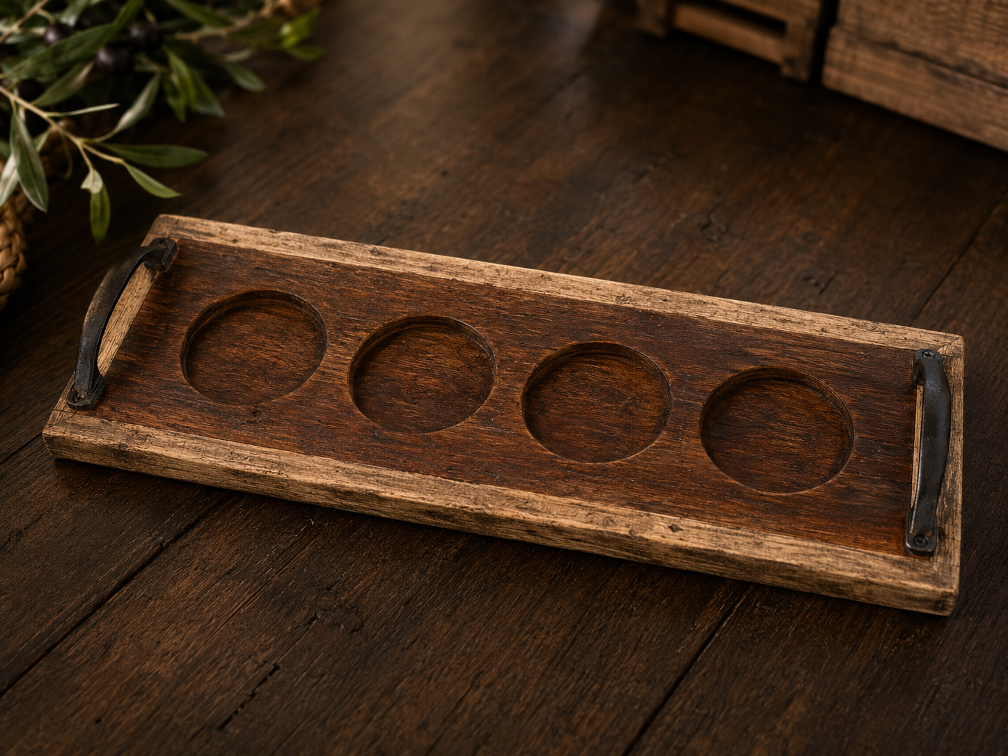 Glass holder/ramekins holder for party platter